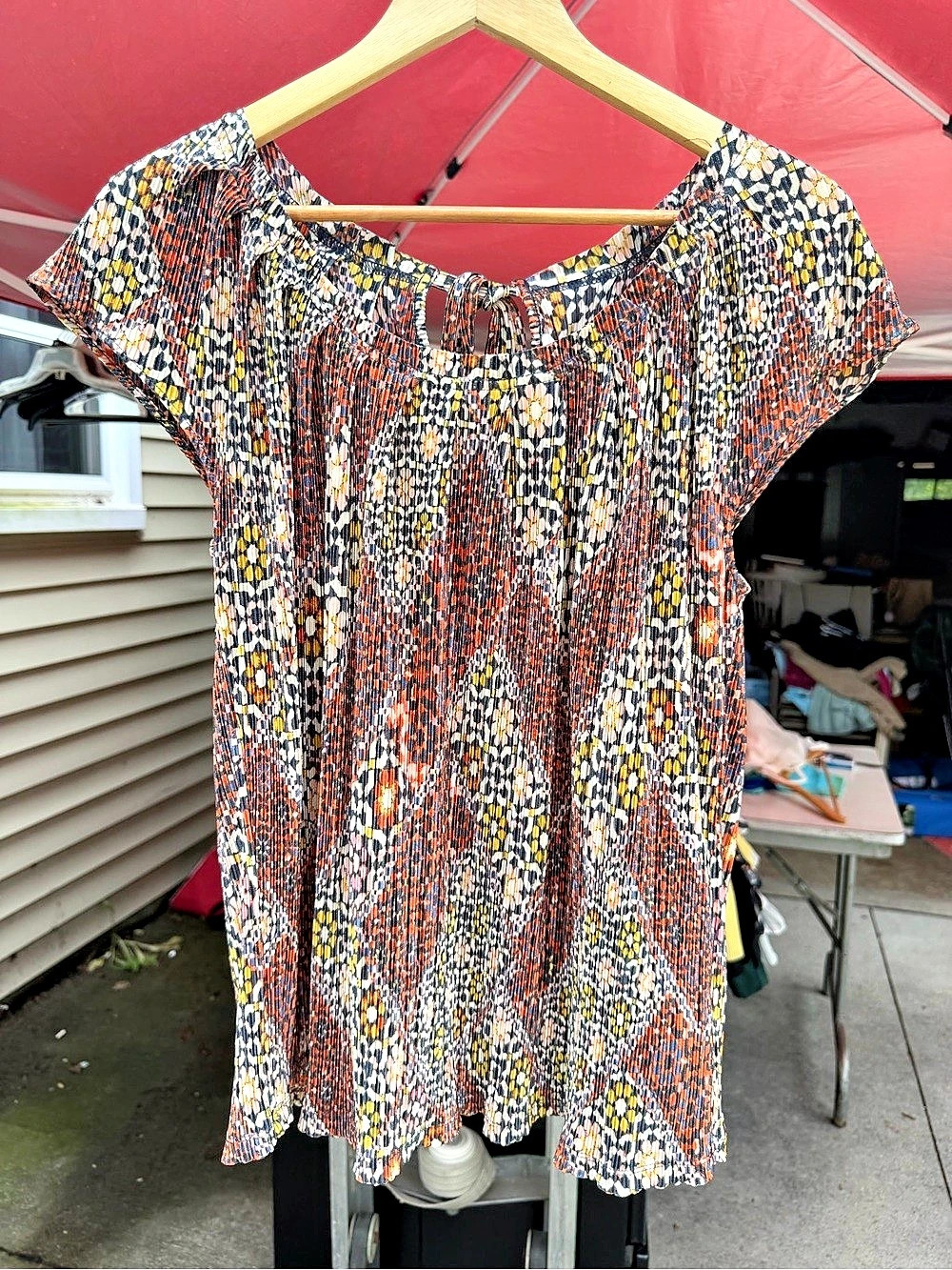 LC Lauren Conrad Geometric Blouse in Black & Orange Size Large
